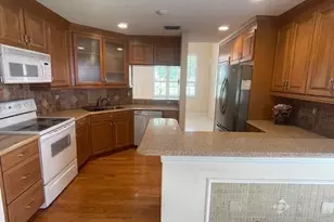 1328 Bayview Cir, Weston, FL 33326 - Photo 13