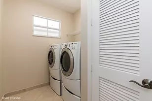 623 Castle Dr, Palm Beach Gardens, FL 33410 - Photo 13