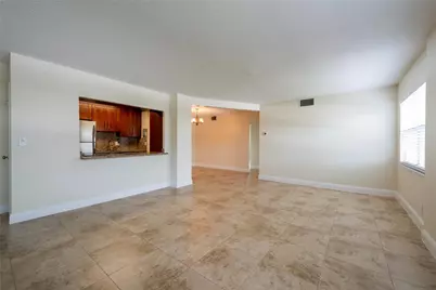 2555 NE 11th Street #302, Fort Lauderdale, FL 33304 - Photo 9