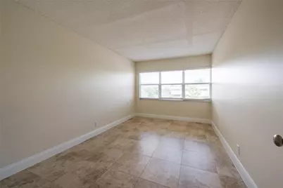 2555 NE 11th Street #302, Fort Lauderdale, FL 33304 - Photo 11