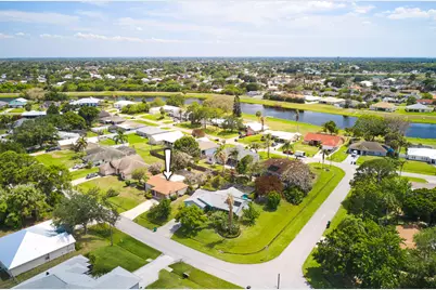 544 SW Dairy Road, Port Saint Lucie, FL 34953 - Photo 29