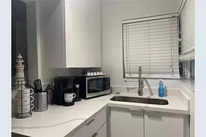 17 NE 9th Avenue #2, Fort Lauderdale, FL 33301 - Photo 5