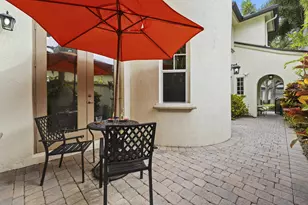 834 Madison Ct, Palm Beach Gardens, FL 33410 - Photo 3