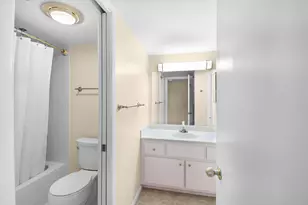 801 S Ocean Dr, Fort Pierce, FL 34949 - Photo 13