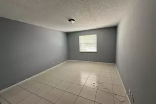 2519 Griffin Square, West Palm Beach, FL 33406 - Photo 5