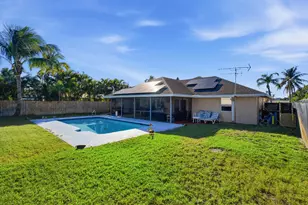 1569 NE Amy Ave, Jensen Beach, FL 34957 - Photo 25