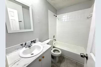 1025 SW 2nd Court #5, Fort Lauderdale, FL 33312 - Photo 11