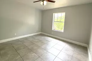 1025 SW 2nd Ct, Fort Lauderdale, FL 33312 - Photo 9