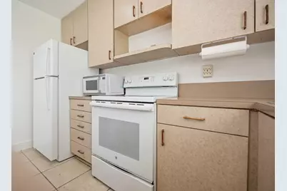 5205 NW 28th Avenue, Tamarac, FL 33309 - Photo 11