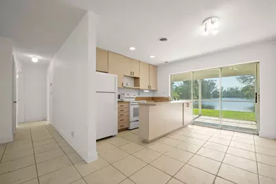 5205 NW 28th Avenue, Tamarac, FL 33309 - Photo 7