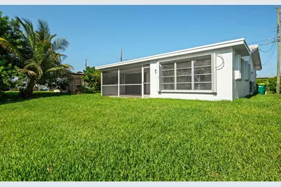5205 NW 28th Avenue, Tamarac, FL 33309 - Photo 23