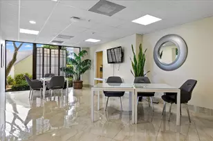 5420 N Ocean Dr, Singer Island, FL 33404 - Photo 7
