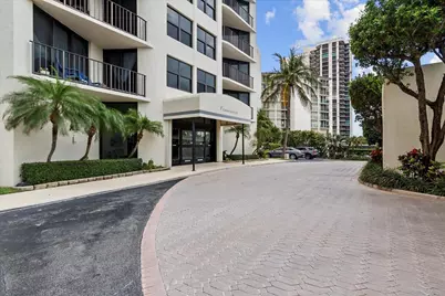 5420 N Ocean Drive #1705, Singer Island, FL 33404 - Photo 3