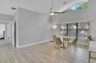 13834 Geranium Pl, Wellington, FL 33414 - Photo 11