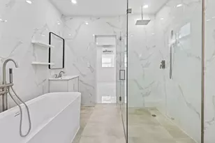 332 NW 97th St, Miami, FL 33150 - Photo 21