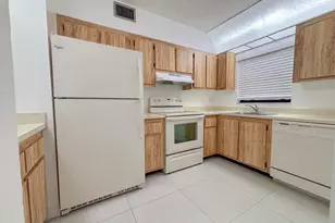 8502 NW 35th Ct, Coral Springs, FL 33065 - Photo 5