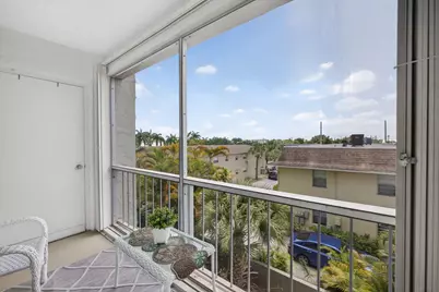 505 Spencer Drive #211, West Palm Beach, FL 33409 - Photo 9