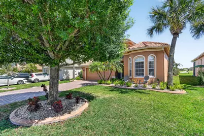 332 NW Stratford Lane, Port Saint Lucie, FL 34983 - Photo 3