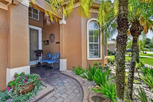 332 NW Stratford Ln, Port Saint Lucie, FL 34983 - Photo 5