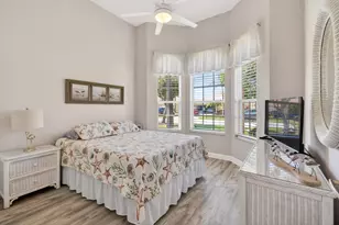 332 NW Stratford Ln, Port Saint Lucie, FL 34983 - Photo 41