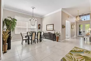 332 NW Stratford Ln, Port Saint Lucie, FL 34983 - Photo 15