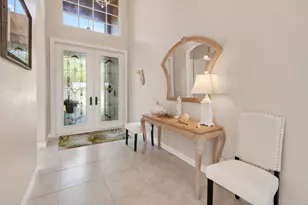 332 NW Stratford Ln, Port Saint Lucie, FL 34983 - Photo 9