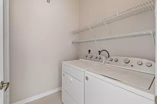 332 NW Stratford Ln, Port Saint Lucie, FL 34983 - Photo 51