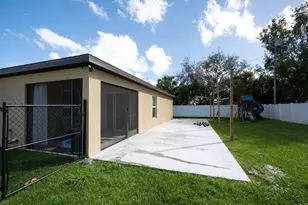 414 SW Dahled Ave, Port Saint Lucie, FL 34953 - Photo 21