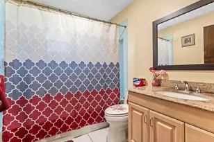 2411 SE Floresta Dr, Port Saint Lucie, FL 34984 - Photo 9