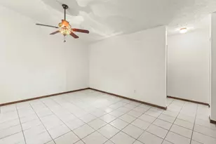 2411 SE Floresta Dr, Port Saint Lucie, FL 34984 - Photo 3