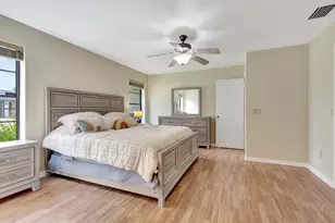 2469 Sun Up Ln, Lake Worth, FL 33462 - Photo 17