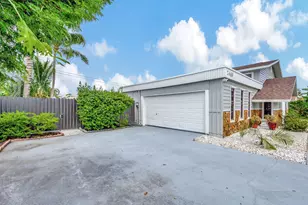 2469 Sun Up Ln, Lake Worth, FL 33462 - Photo 15