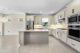 13412 SW Vermillion Cir, Port Saint Lucie, FL 34987 - Photo 9