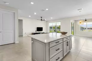13412 SW Vermillion Cir, Port Saint Lucie, FL 34987 - Photo 7