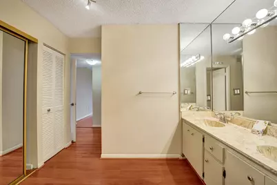 2802 N 46th Avenue #B620, Hollywood, FL 33021 - Photo 39