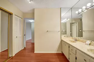2802 N 46th Ave, Hollywood, FL 33021 - Photo 39