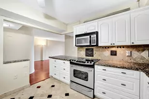 2802 N 46th Ave, Hollywood, FL 33021 - Photo 17