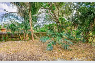 3105 18th Street, Vero Beach, FL 32960 - Photo 9