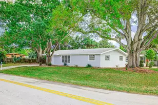 3105 18th St, Vero Beach, FL 32960 - Photo 3
