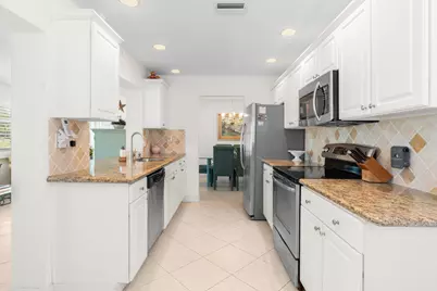 8609 NW 59th Place, Tamarac, FL 33321 - Photo 9