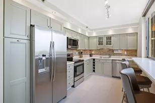 2300 NE 33rd Ave, Fort Lauderdale, FL 33305 - Photo 17