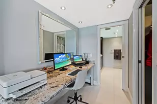 2300 NE 33rd Ave, Fort Lauderdale, FL 33305 - Photo 27