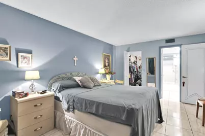 711 Lori Drive #204, Palm Springs, FL 33461 - Photo 1