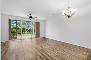 9049 Tremezzo Ln, Boynton Beach, FL 33472 - Photo 11