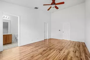 9049 Tremezzo Ln, Boynton Beach, FL 33472 - Photo 23