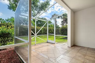 9049 Tremezzo Lane, Boynton Beach, FL 33472 - Photo 19