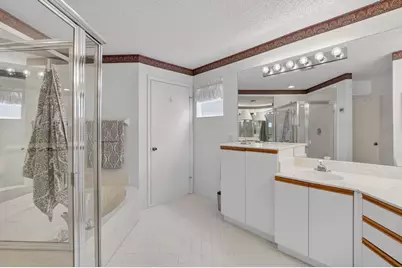 5366 Venetia Court #E, Boynton Beach, FL 33437 - Photo 15