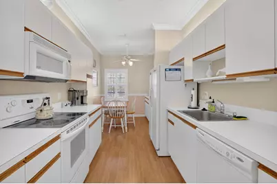 5366 Venetia Court #E, Boynton Beach, FL 33437 - Photo 9