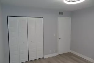 7360 NW 18th St, Margate, FL 33063 - Photo 17