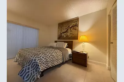3300 Springdale Boulevard #202, Palm Springs, FL 33461 - Photo 7
